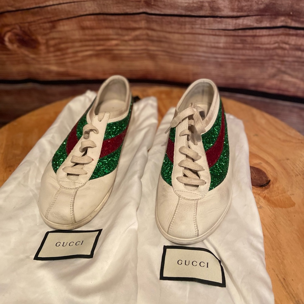 Gucci White Leather Sneakers with Red & Green Bee Heel Accents - Picture 3 of 3